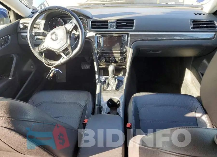 1VWGT7A37HC038971 Photo# 8