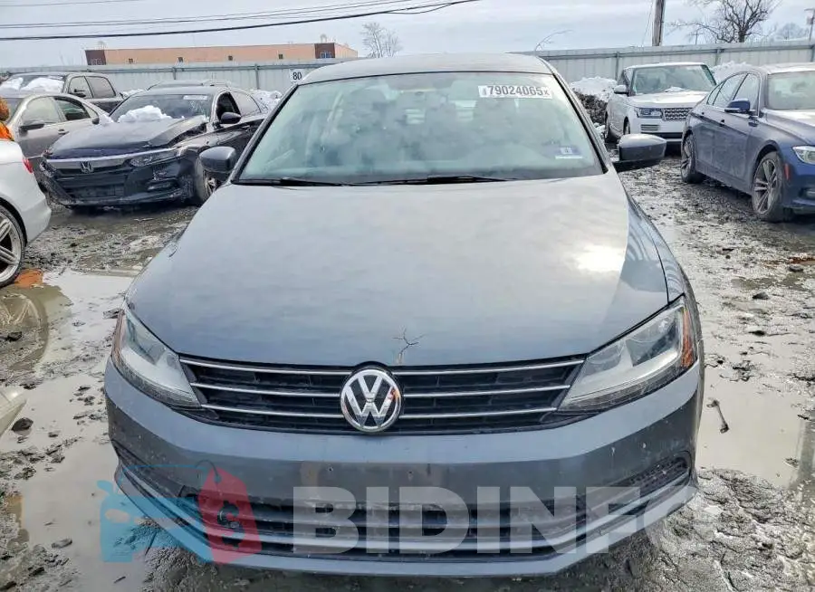 3VW2B7AJ0HM379932 Photo# 5