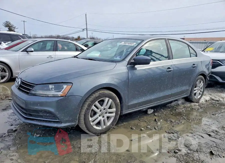 3VW2B7AJ0HM379932 Photo# 1