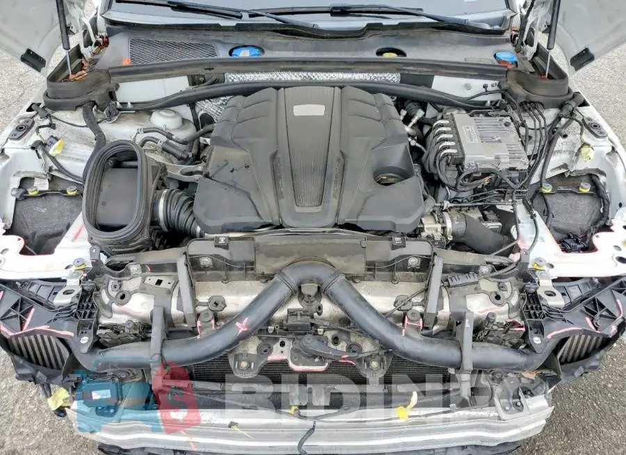 WP1AF2A50MLB60391 Photo# 12