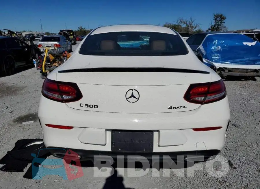 WDDWJ8EB9KF815271 Photo# 6