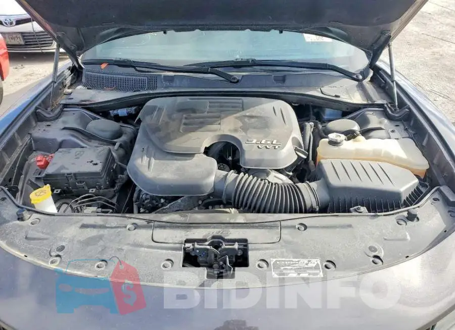 2C3CDXBG3PH529327 Photo# 11