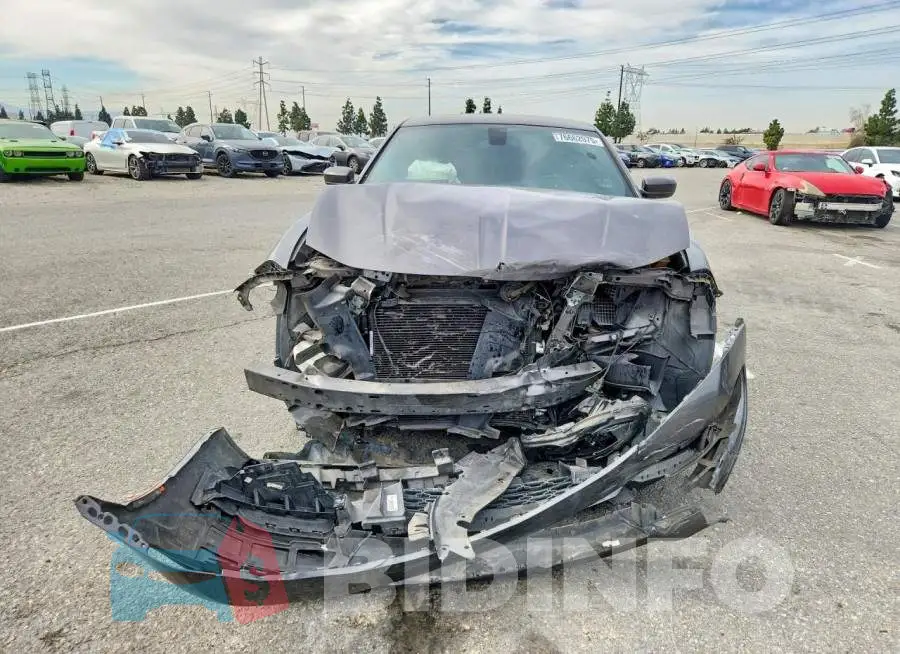2C3CDXBG7KH711833 Photo# 5