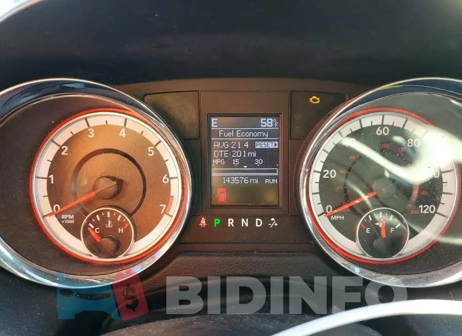 2C4RDGEGXKR611706 Photo# 9