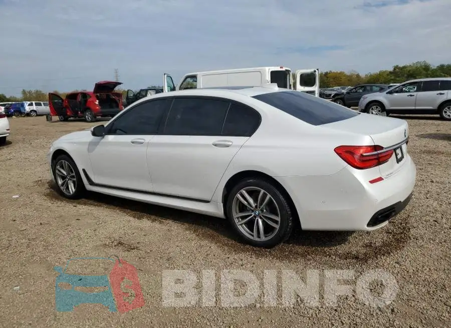 WBA7F2C5XJB238375 Photo# 2