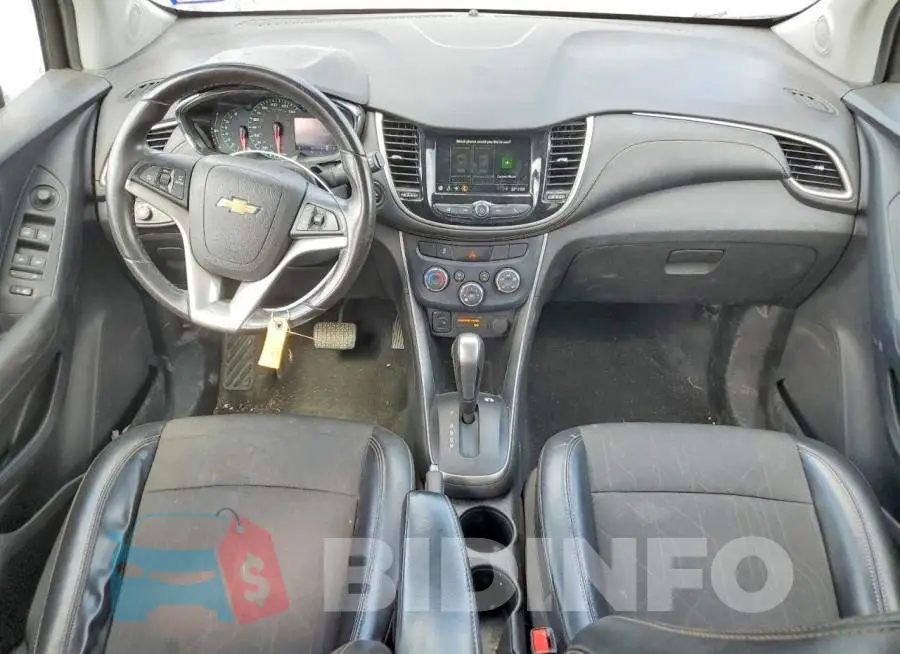 3GNCJLSB9KL352257 Photo# 8