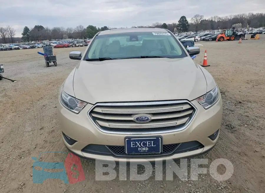1FAHP2F88JG100840 Photo# 5