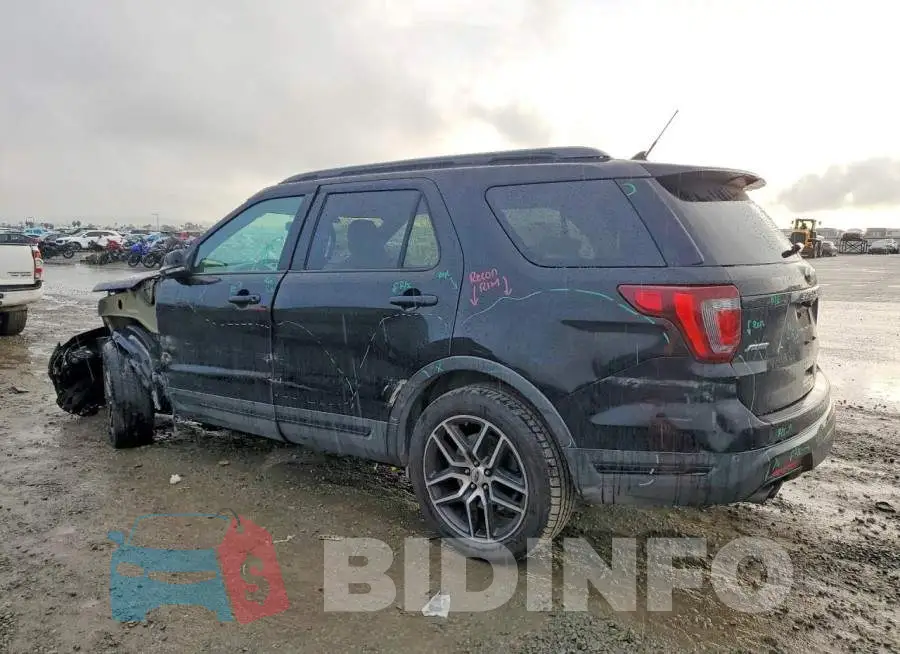 1FM5K8GT9JGB09396 Photo# 2