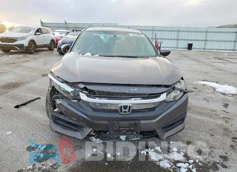 19XFC2F74HE218334 Photo# 5