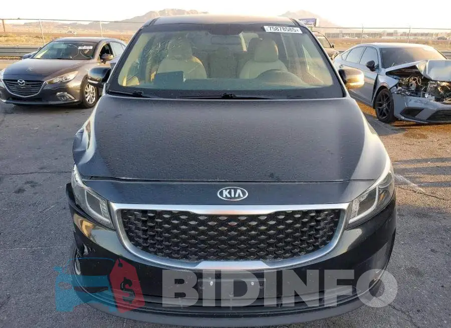 KNDMB5C12H6301441 Photo# 5