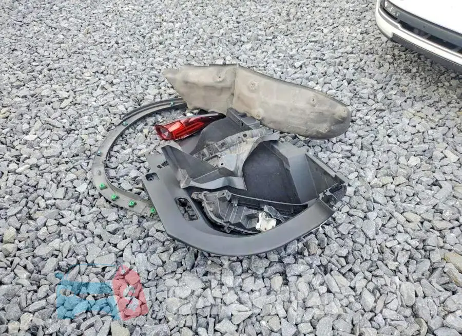 JM3KFBDM0J0316247 Photo# 13