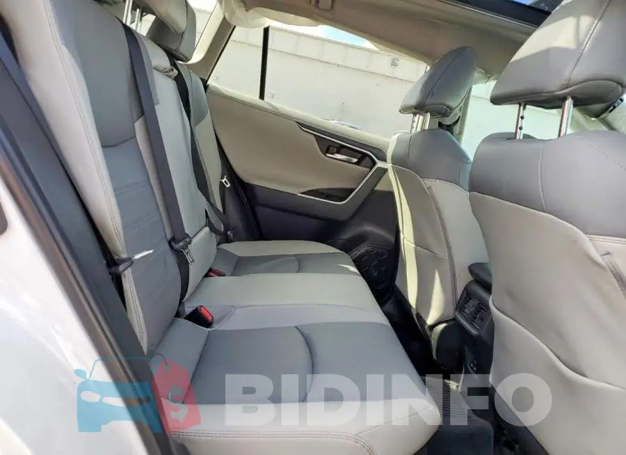 4T3D6RFV6PU107194 Photo# 10