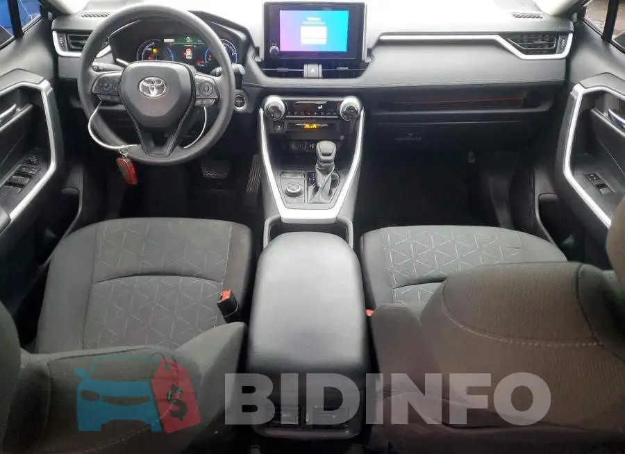 4T3RWRFVXRU137937 Photo# 8