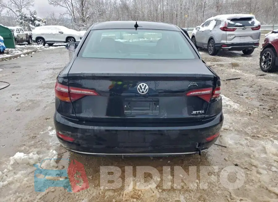 3VWCB7BU3KM142825 Photo# 6