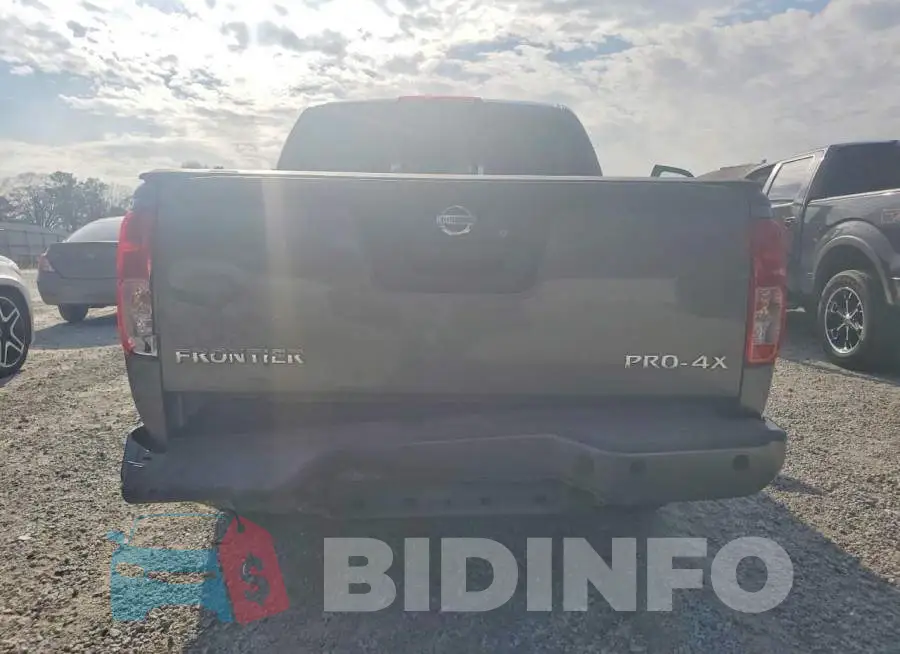 1N6AD0EV8JN758277 Photo# 6