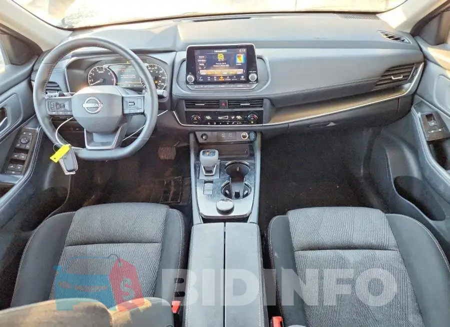 5N1BT3BB3SC813166 Photo# 8