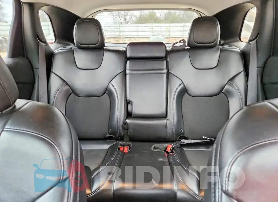 1C4PJLLB2KD312830 Photo# 10