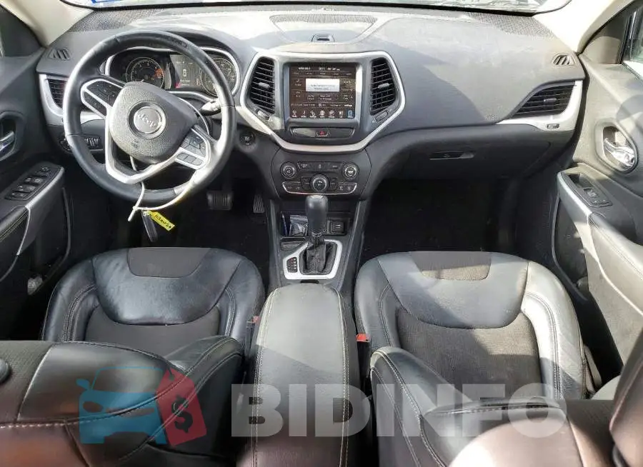 1C4PJLLB9JD511081 Photo# 8
