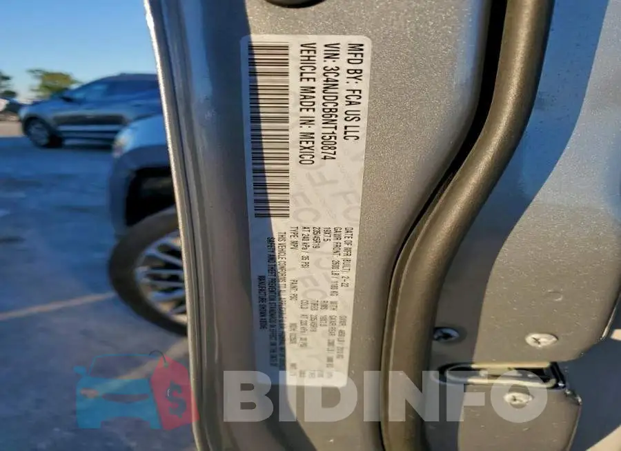 3C4NJDCB6NT150874 Photo# 13