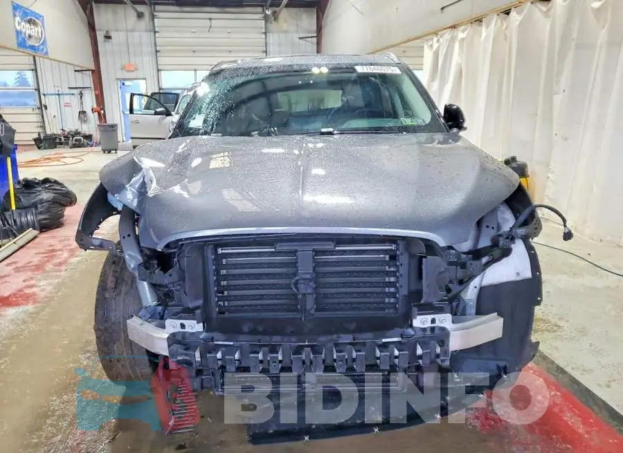 5LM5J6XC4PGL04545 Photo# 5