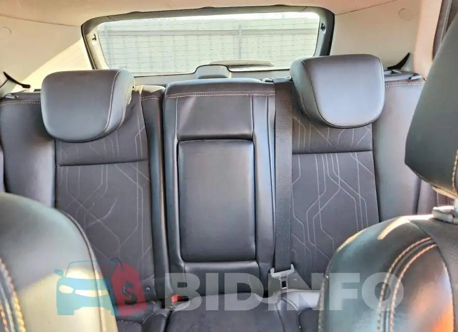 3GNCJPSB4JL311105 Photo# 10