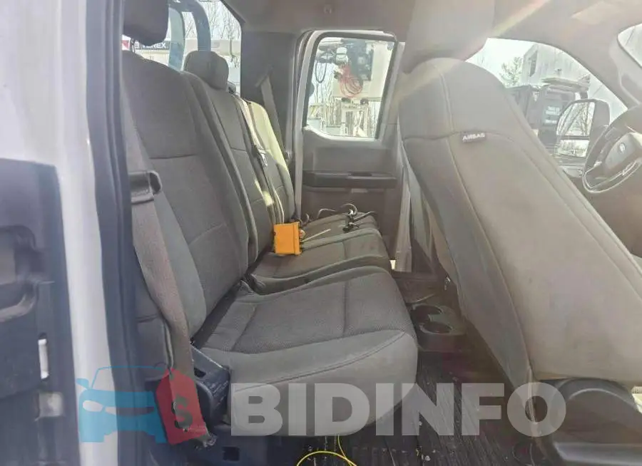 1FD8X3G67HEE66402 Photo# 6