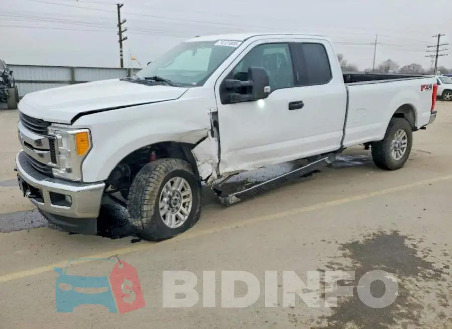 1FT7X2B68HEB77417 Photo# 1