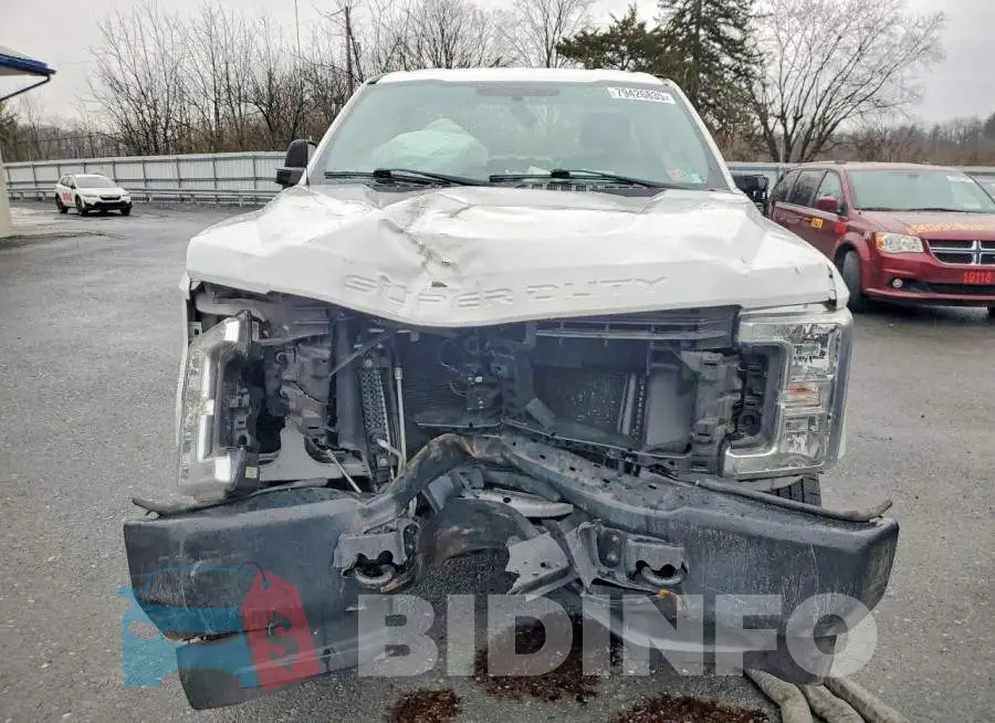 1FTBF2B69KED69160 Photo# 5