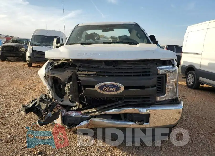 1FTRF3B65KEG52918 Photo# 5