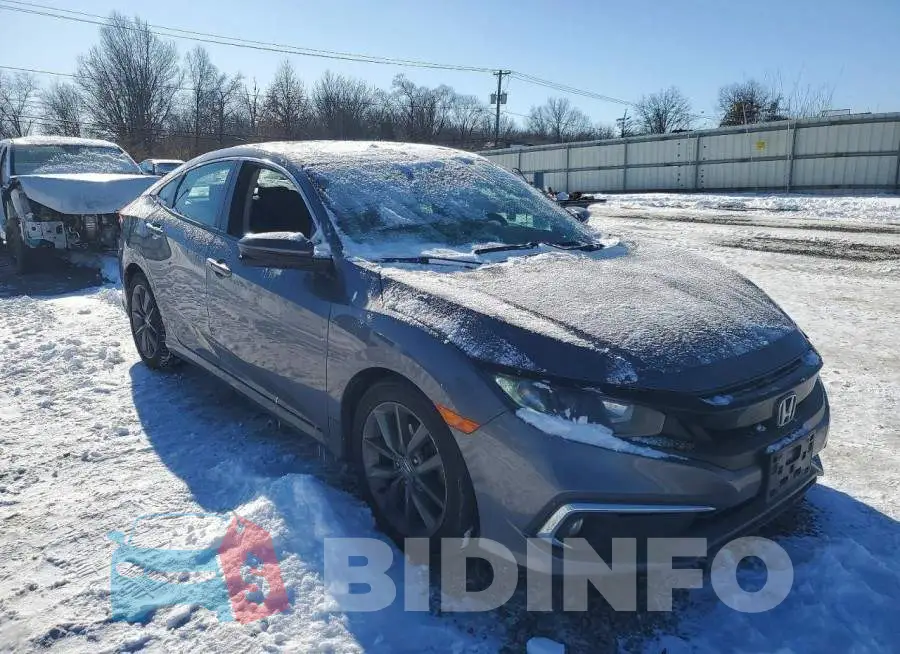 19XFC1F30KE210424 Photo# 4