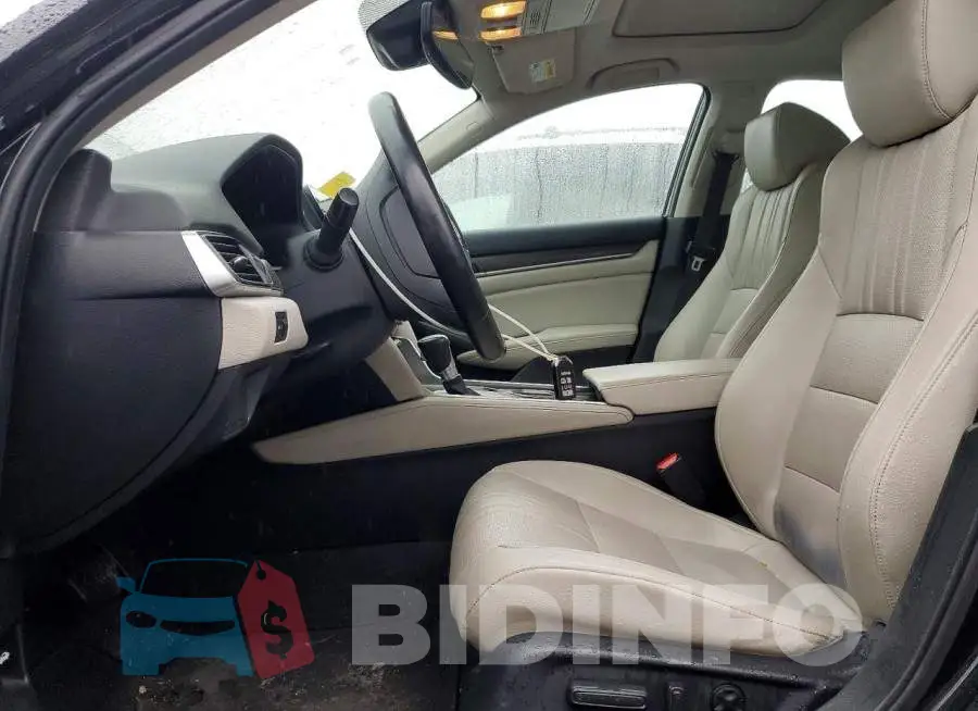 1HGCV1F50JA081134 Photo# 7