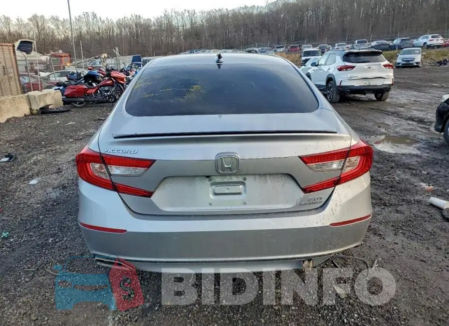 1HGCV2F38MA027394 Photo# 6