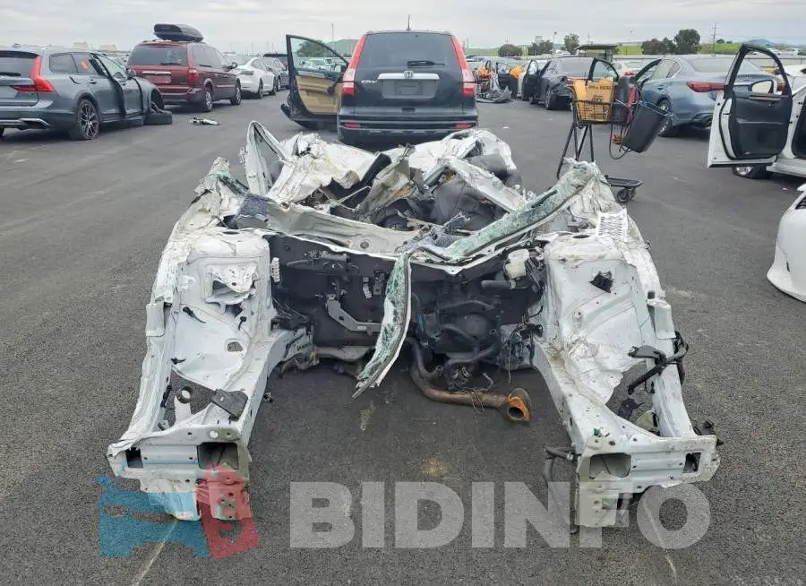 1HGCV3F56NA000557 Photo# 5