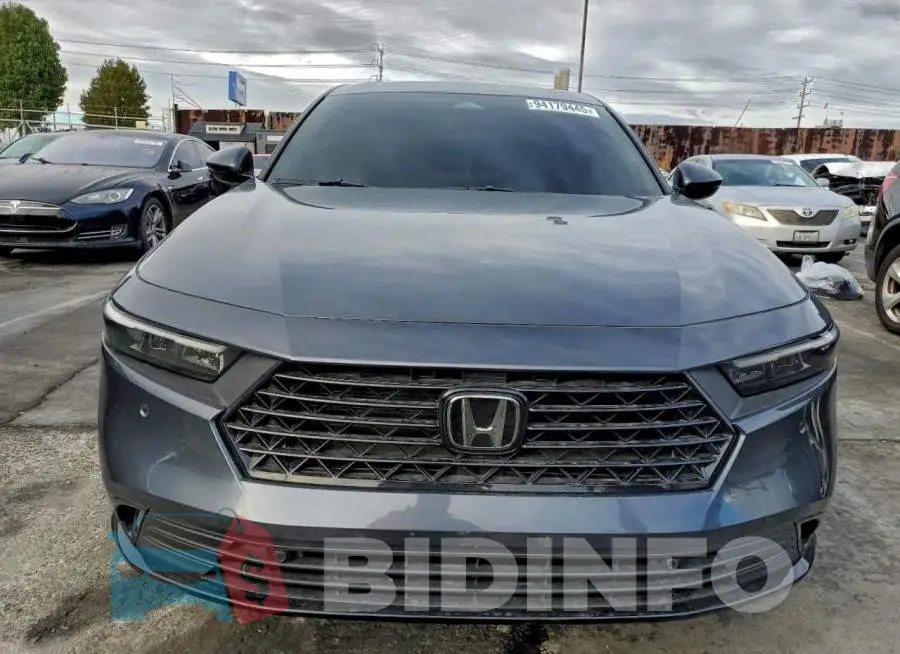 1HGCY2F62SA015367 Photo# 5