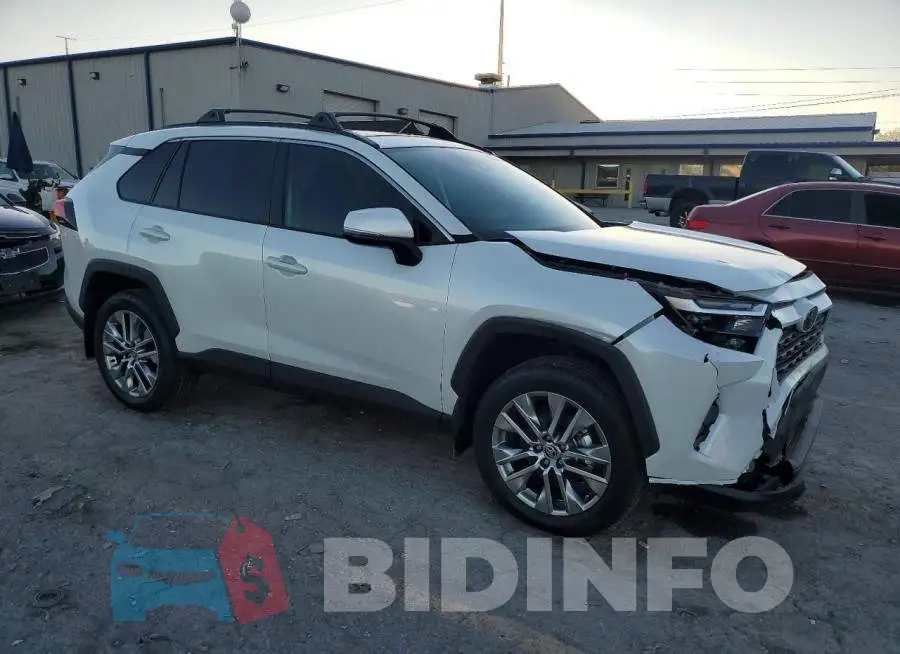 2T3A1RFV8SW561408 Photo# 4