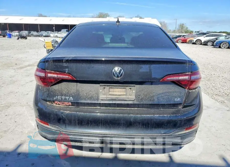 3VW7M7BU8RM037820 Photo# 6