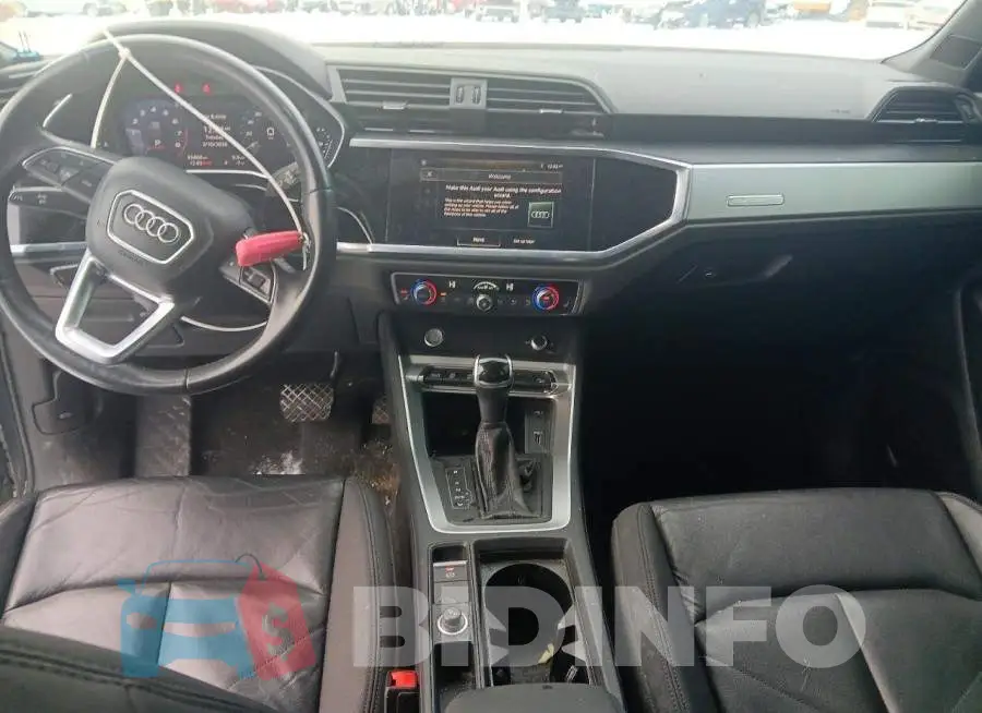 WA1AECF35K1082937 Photo# 8