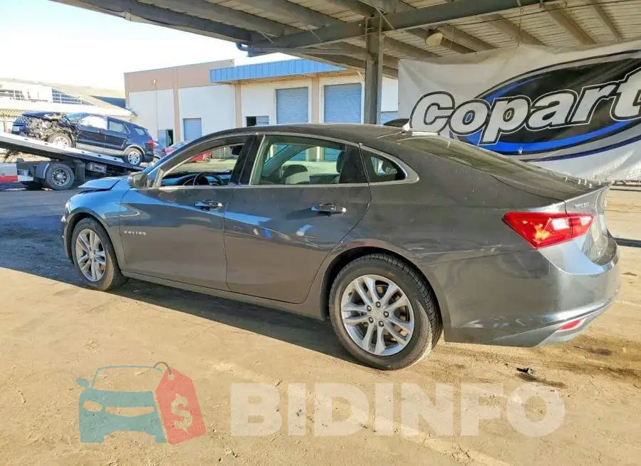 1G1ZD5ST0JF138113 Photo# 2
