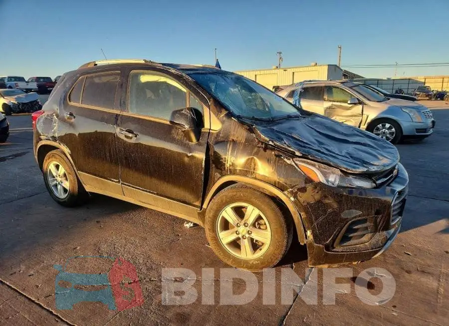 KL7CJLSB8MB329076 Photo# 4