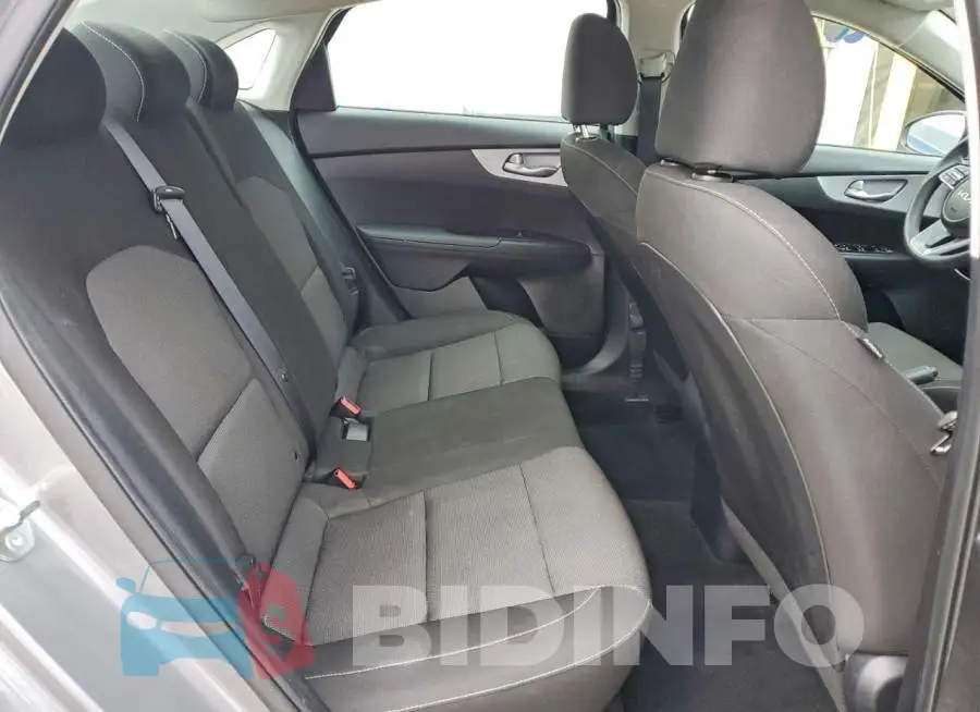 3KPF24AD9RE721824 Photo# 10