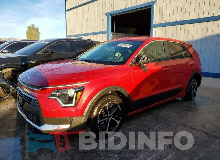 KNDCP3LE1T5322672 Photo# 1
