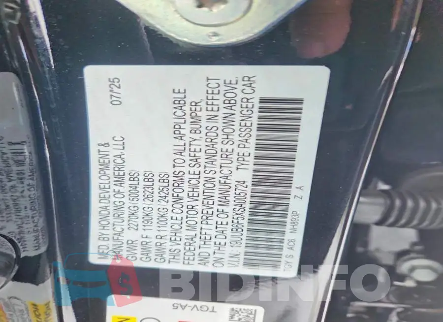 19UUB6F5XSA005724 Photo# 12