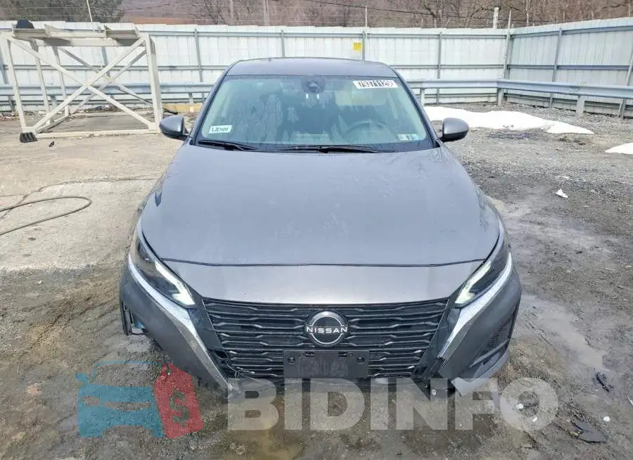 1N4BL4BV6PN402043 Photo# 5