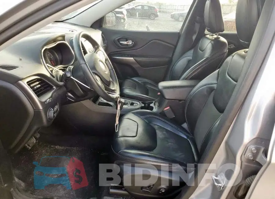 1C4PJLLB1KD366703 Photo# 7