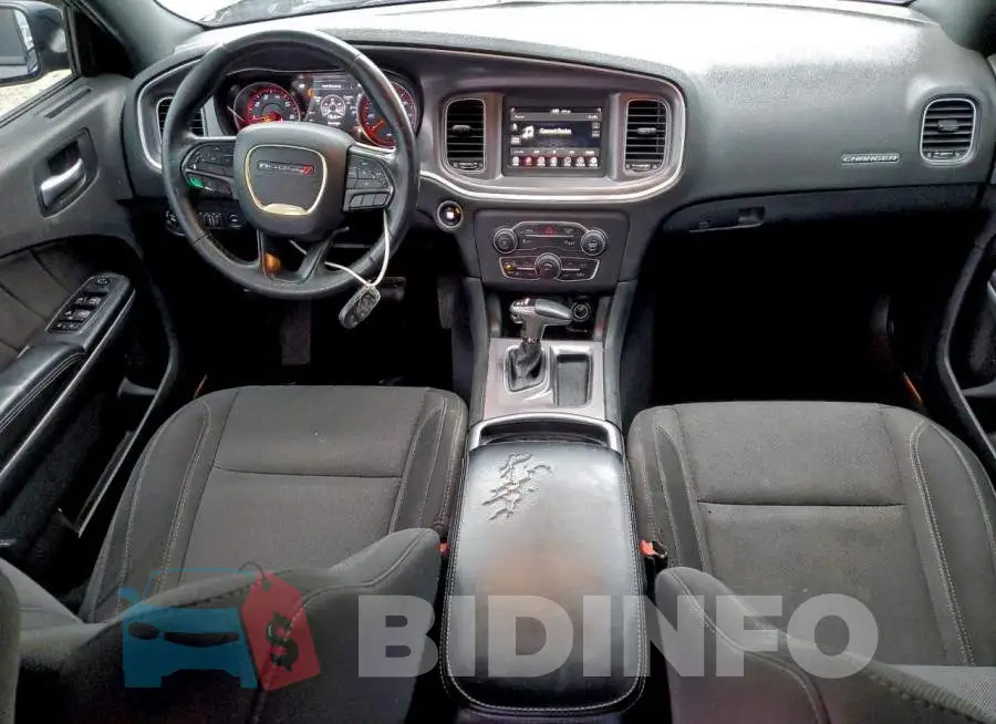 2C3CDXBG6KH644626 Photo# 8