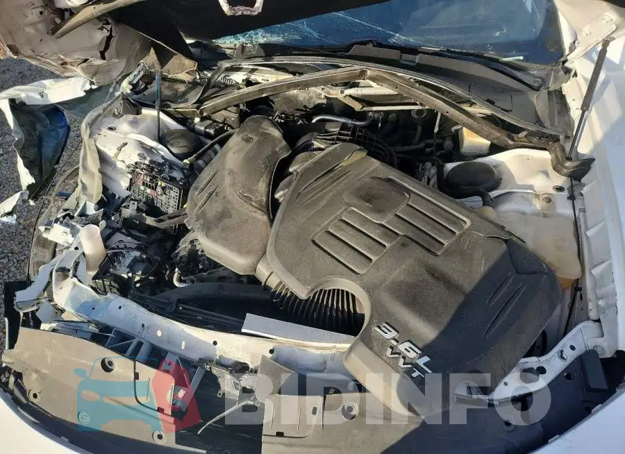 2C3CDXJG8LH156278 Photo# 11