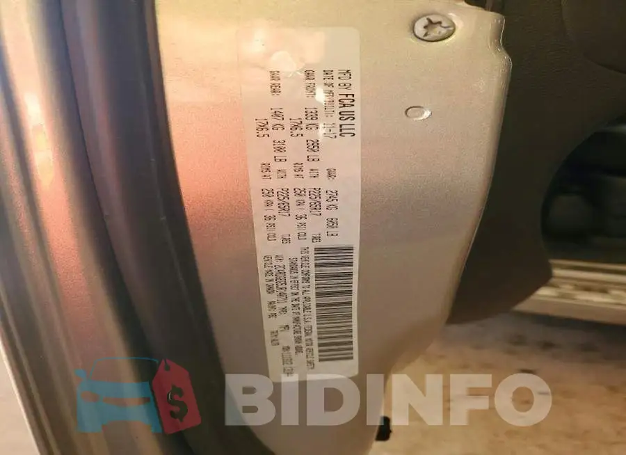 2C4RDGEG5JR140711 Photo# 13