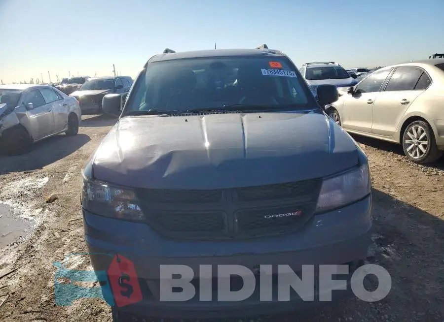 3C4PDCAB6LT201803 Photo# 5