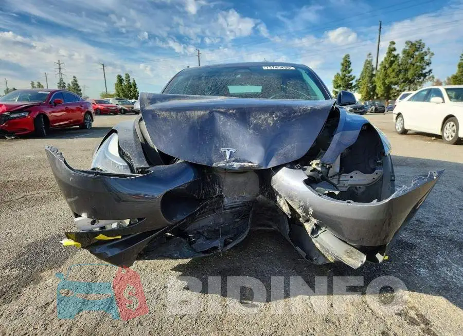 5YJ3E1EAXPF616161 Photo# 5