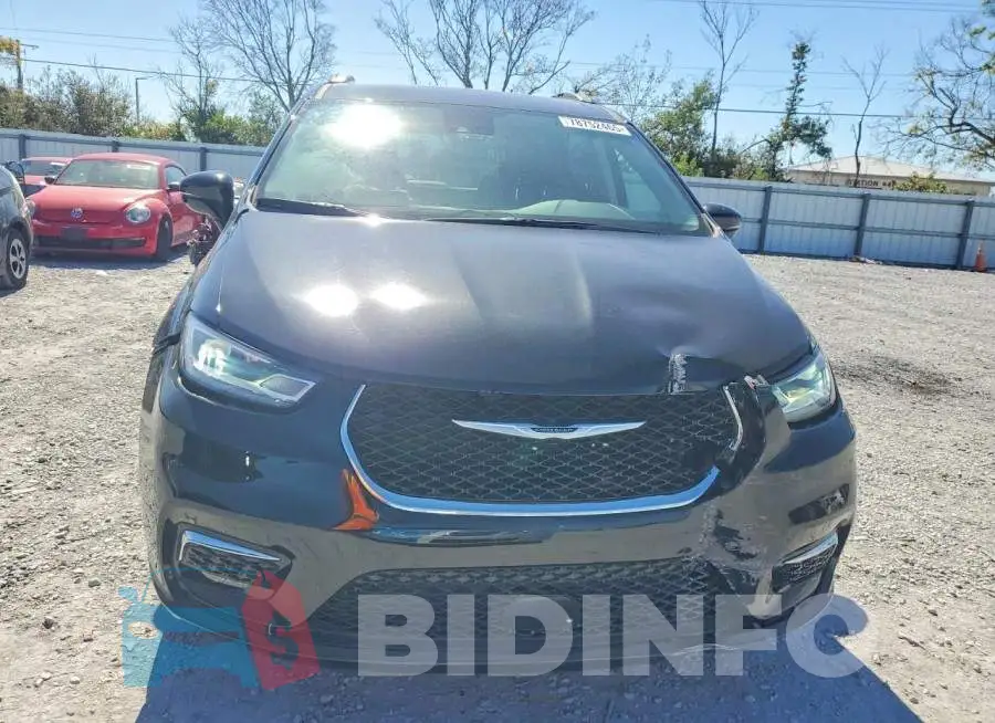 2C4RC1BG3NR187147 Photo# 5